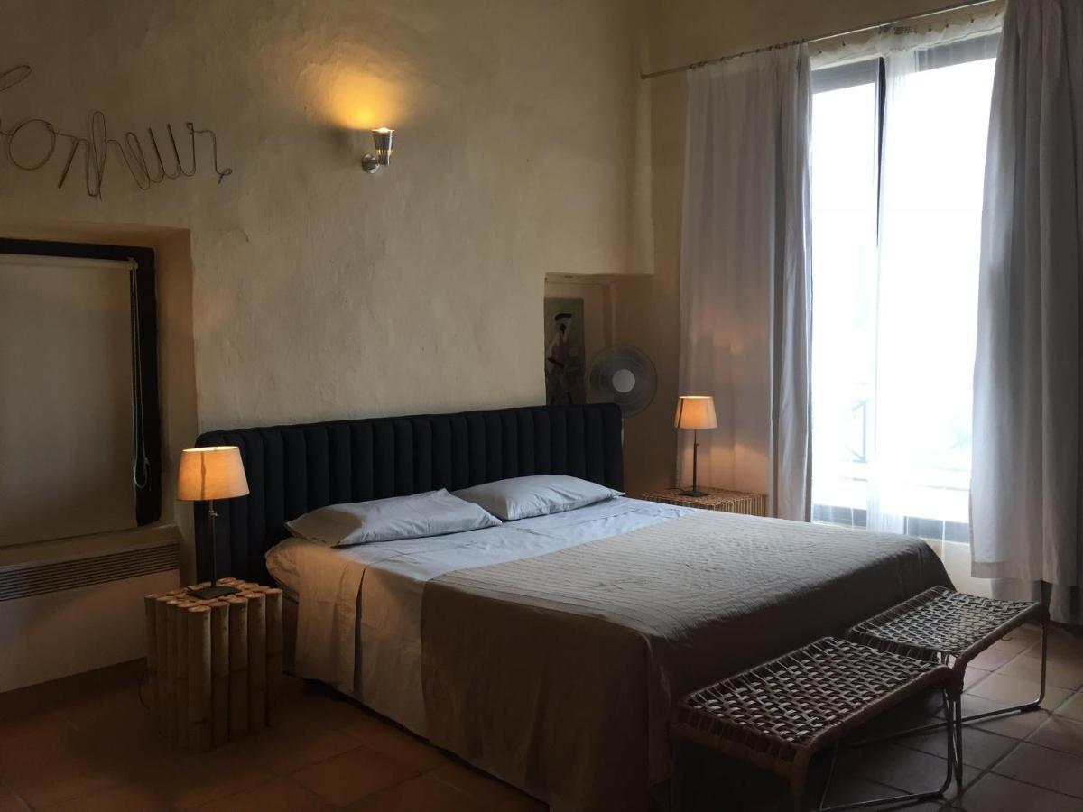 B&B Villa Des Muses La Roque-d'Antheron Eksteriør billede